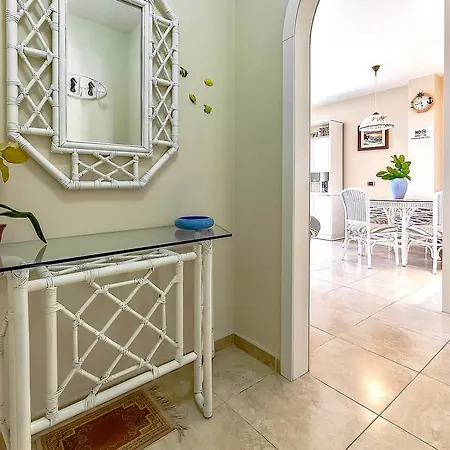 Sunset Harbour * Costa Adeje (Tenerife)